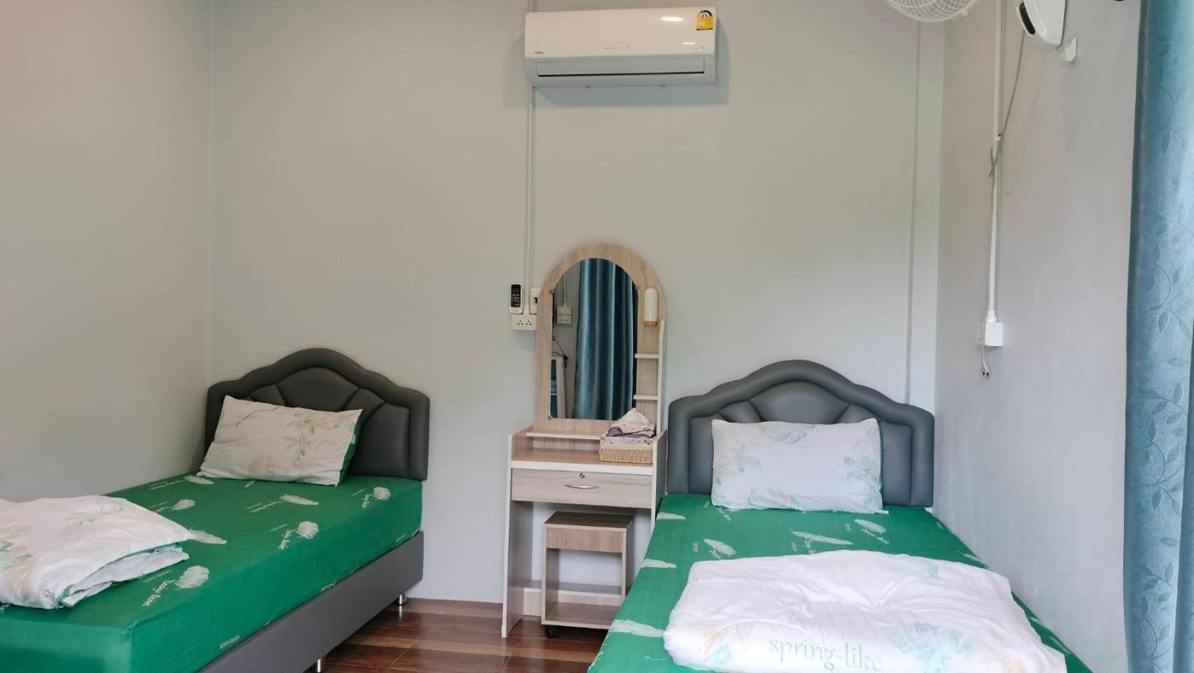 Pimpisa Garden พิมพิศา การ์เด้นท์ Villa Khuang Kom Room photo